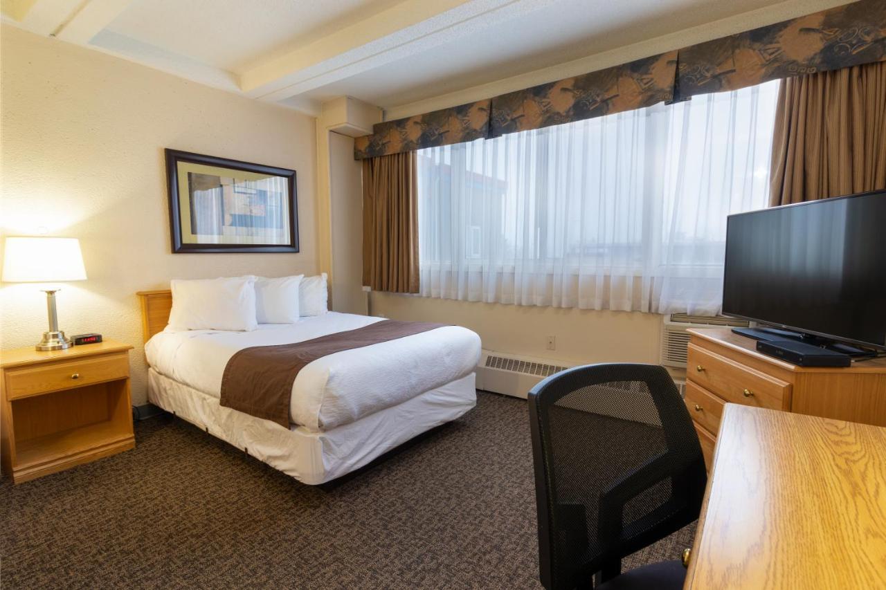 Bcm Inns Fort Mcmurray - Downtown 외부 사진