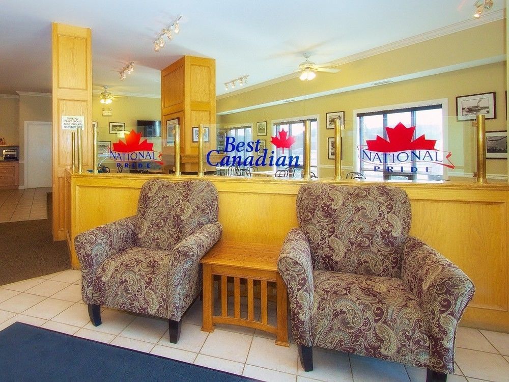Bcm Inns Fort Mcmurray - Downtown 외부 사진