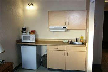 Bcm Inns Fort Mcmurray - Downtown 외부 사진
